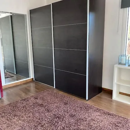 Casa Y Loft Minimalista, Jardin Y Parking Privado