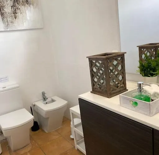 Villa Casa Y Loft Minimalista, Jardin Y Parking Privado Girona